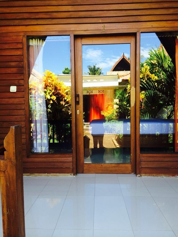 Kelapa Gading Bungalows Gili Air Exterior photo