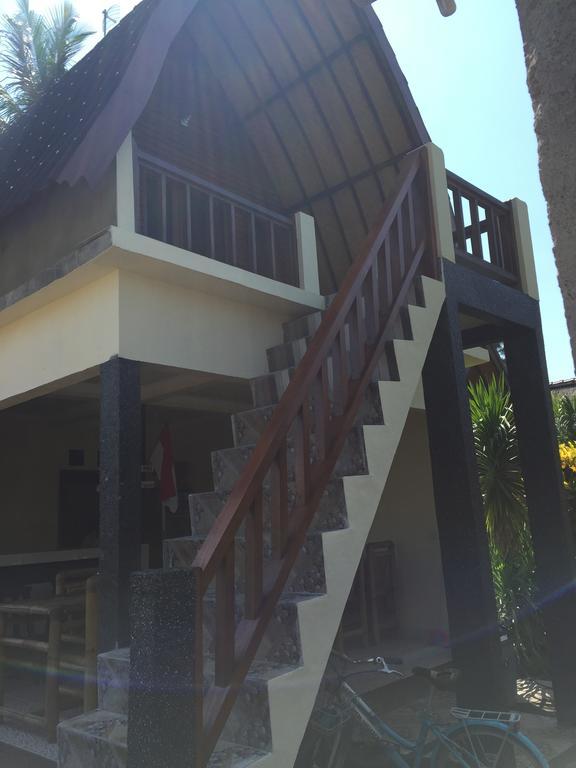 Kelapa Gading Bungalows Gili Air Exterior photo